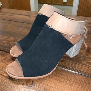 Toms Heels (On Hold for Sindy)